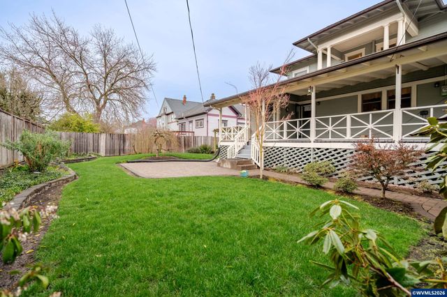 821 6th Av SW, Albany, OR 97321