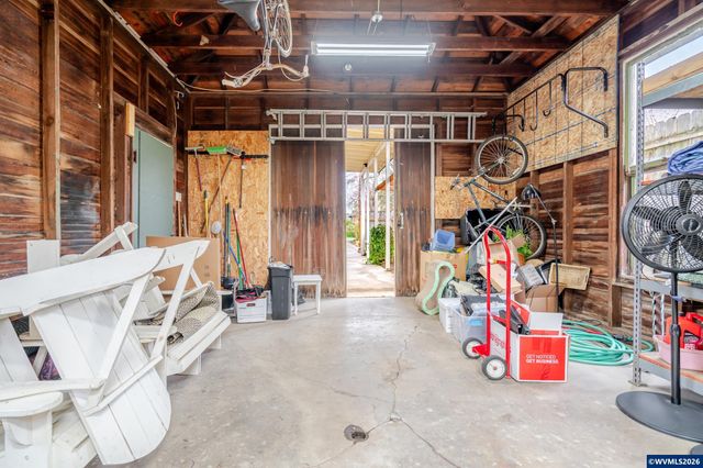 821 6th Av SW, Albany, OR 97321