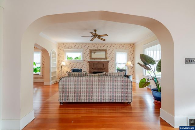 821 6th Av SW, Albany, OR 97321