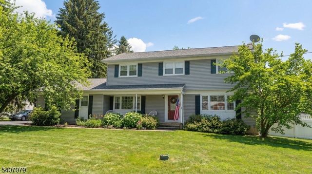 1 Oak Grove Rd, Raritan Twp., NJ 08822