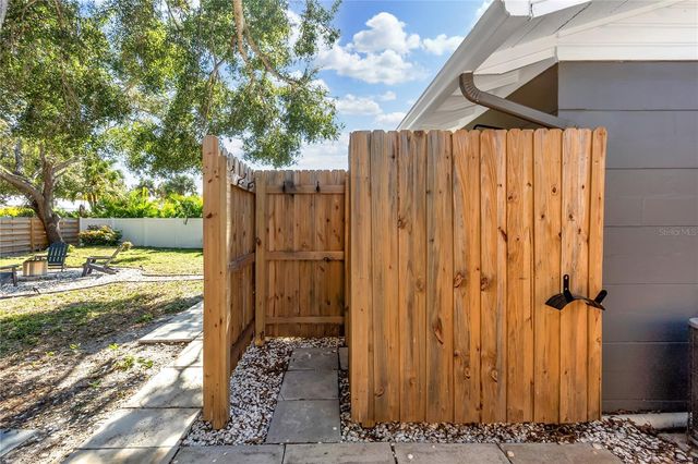 3842 CHAPEL DRIVE, Sarasota, FL 34234