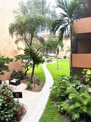 3050 Sunrise Lakes Dr 223, Fort Lauderdale, FL 33322