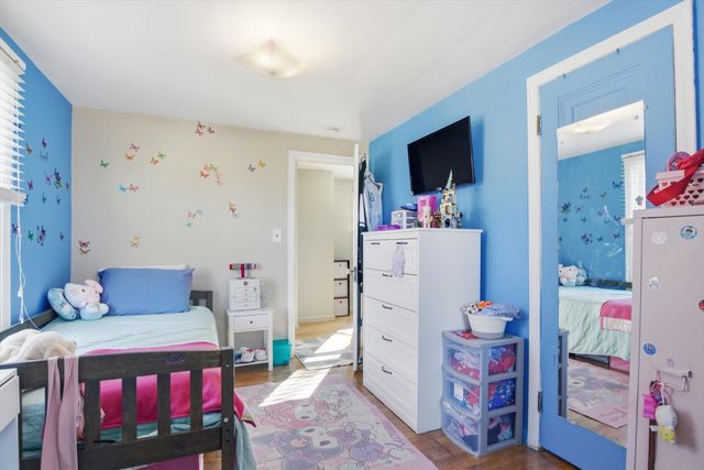 1000 N Elizabeth Street, Dearborn, MI 48128