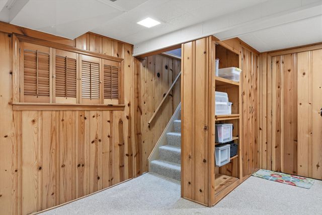 1000 N Elizabeth Street, Dearborn, MI 48128