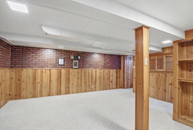 1000 N Elizabeth Street, Dearborn, MI 48128