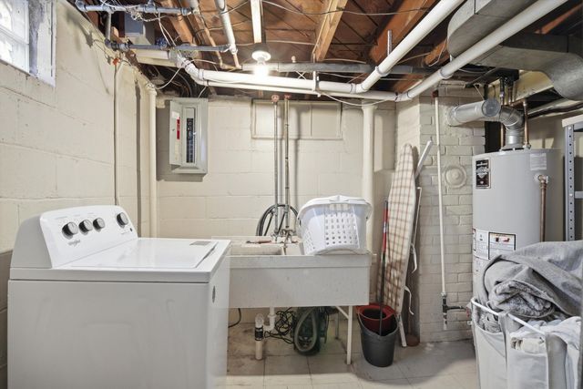 1000 N Elizabeth Street, Dearborn, MI 48128