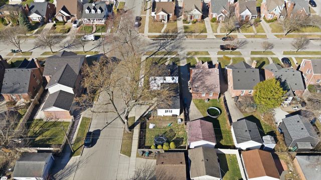 1000 N Elizabeth Street, Dearborn, MI 48128