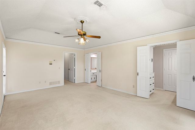 110 Cedar Drive, Oak Leaf, TX 75154