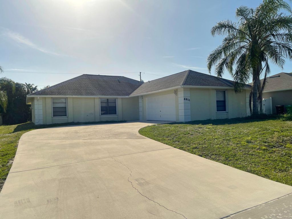 6911 NW Dorothy Street, Port St. Lucie, Port St Lucie, FL 34983