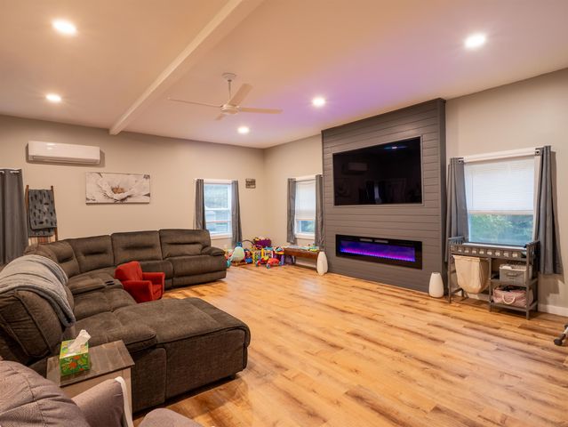 207 Sheepboro Road, Farmington, NH 03835
