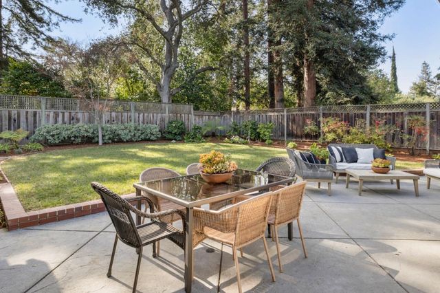 648 Spargur Drive, Los Altos, CA 94022