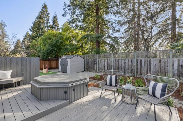 648 Spargur Drive, Los Altos, CA 94022