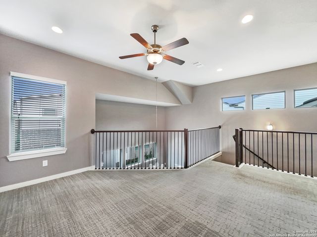 3831 Harry Wurzbach Bldg 16, San Antonio, TX 78209