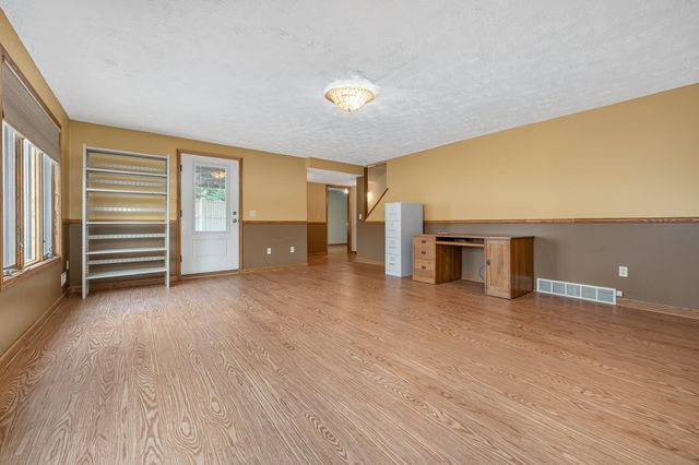 5430 E T Avenue, Brady Twp, MI 49097