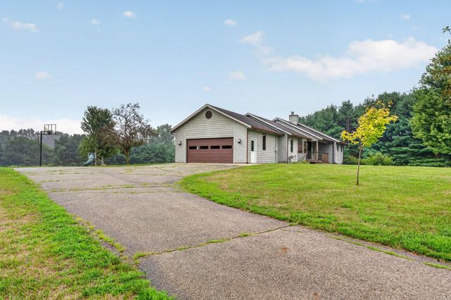 5430 E T Avenue, Brady Twp, MI 49097
