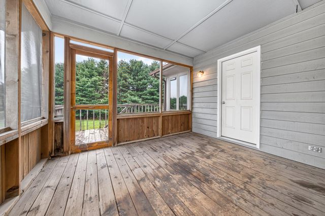 5430 E T Avenue, Brady Twp, MI 49097