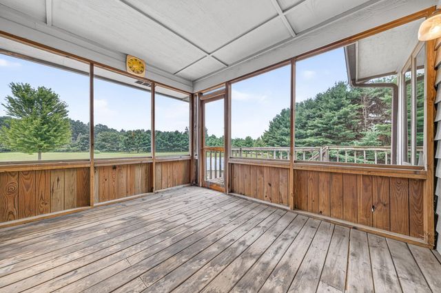 5430 E T Avenue, Brady Twp, MI 49097