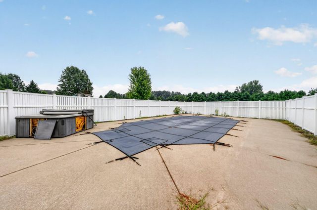 5430 E T Avenue, Brady Twp, MI 49097