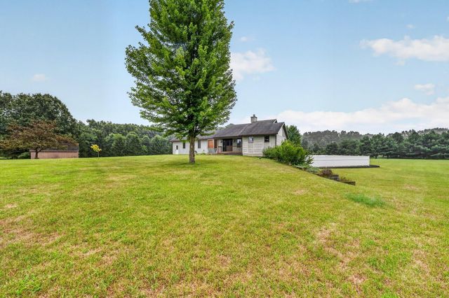 5430 E T Avenue, Brady Twp, MI 49097
