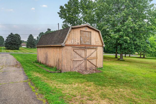 5430 E T Avenue, Brady Twp, MI 49097