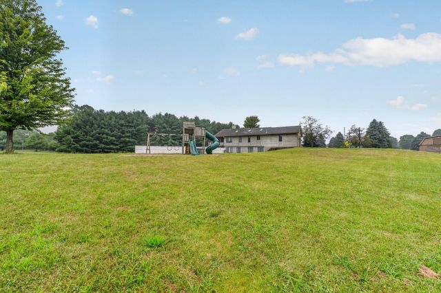5430 E T Avenue, Brady Twp, MI 49097
