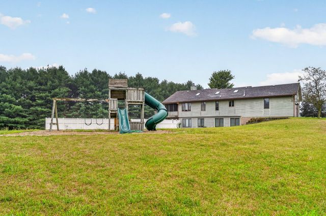 5430 E T Avenue, Brady Twp, MI 49097
