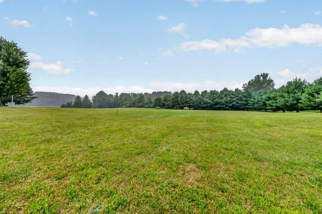 5430 E T Avenue, Brady Twp, MI 49097