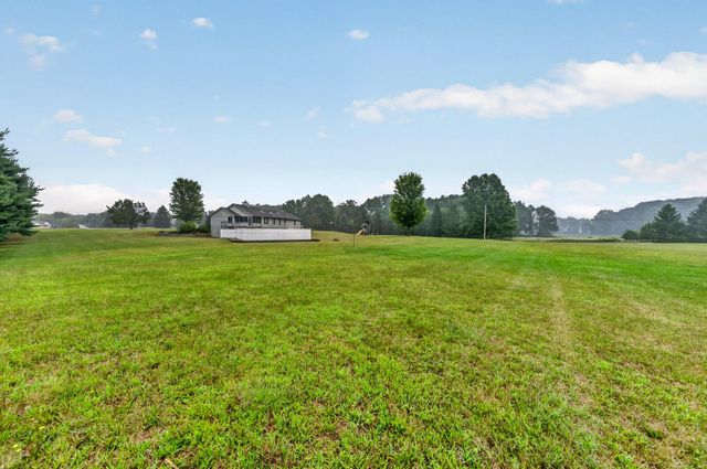 5430 E T Avenue, Brady Twp, MI 49097