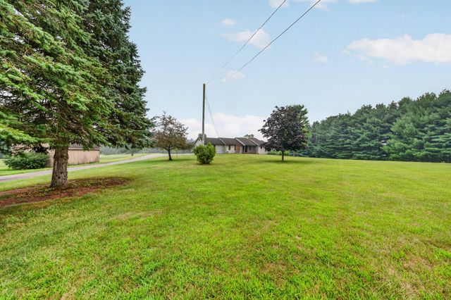 5430 E T Avenue, Brady Twp, MI 49097