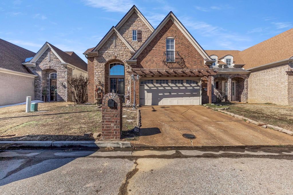 4883 SADDLEHORN CV, Memphis, TN 38125