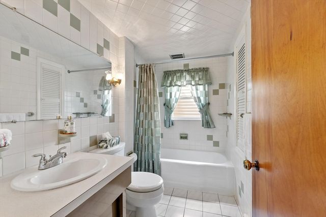48 Chickering Street, Lawrence, MA 01843