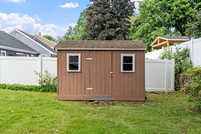 48 Chickering Street, Lawrence, MA 01843