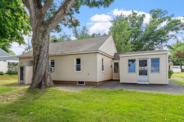 48 Chickering Street, Lawrence, MA 01843