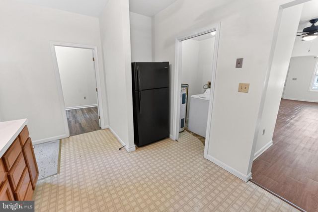 102 DELAWARE AVE, Delmar, DE 19940