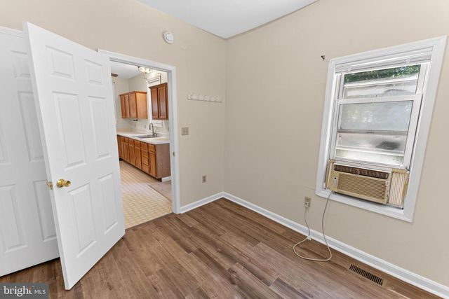102 DELAWARE AVE, Delmar, DE 19940