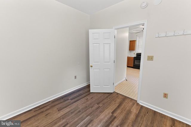 102 DELAWARE AVE, Delmar, DE 19940