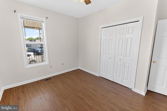 102 DELAWARE AVE, Delmar, DE 19940