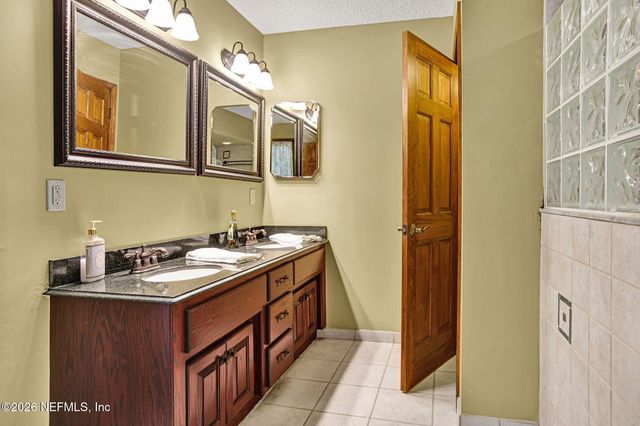 2954 RAVINES Road, Middleburg, FL 32068