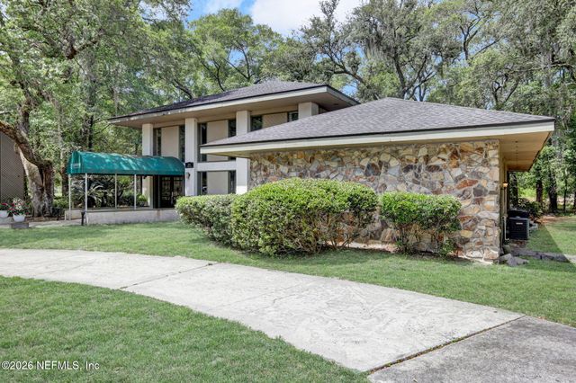 2954 RAVINES Road, Middleburg, FL 32068
