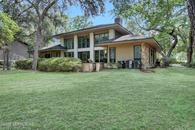 2954 RAVINES Road, Middleburg, FL 32068