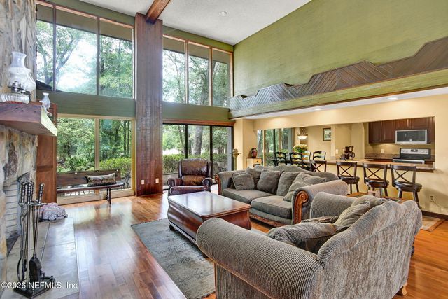 2954 RAVINES Road, Middleburg, FL 32068