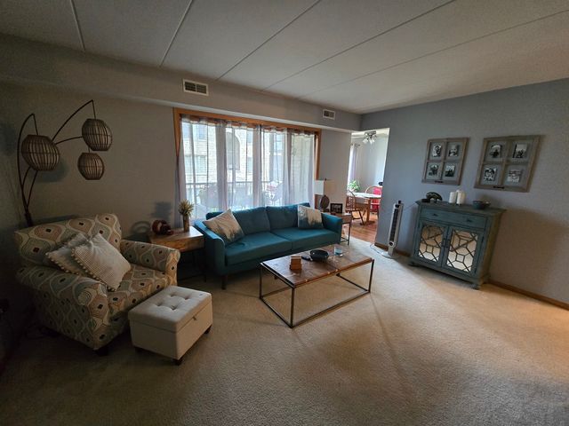 5018 Midlothian Turnpike 1006, Crestwood, IL 60418