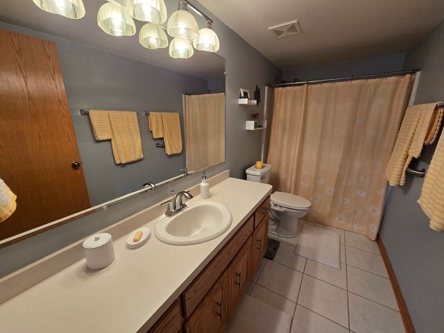 5018 Midlothian Turnpike 1006, Crestwood, IL 60418