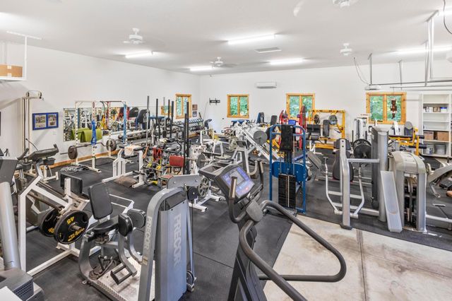 20060 Vine Street, Excelsior, MN 55331