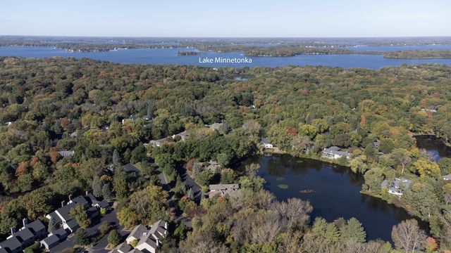 20060 Vine Street, Excelsior, MN 55331