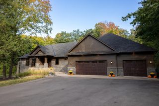 20060 Vine Street, Shorewood, MN 55331
