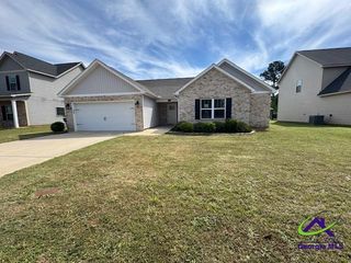 143 Arbor Creek, Warner Robins, GA 31093