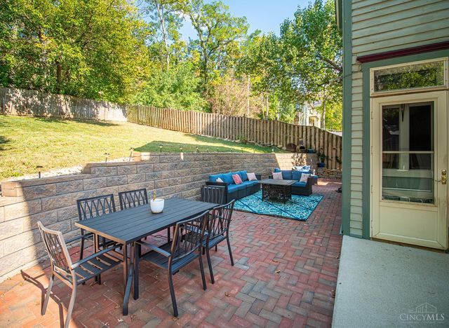 3732 Morris Place, Cincinnati, OH 45226