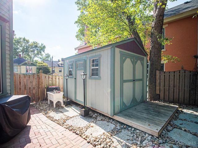 3732 Morris Place, Cincinnati, OH 45226