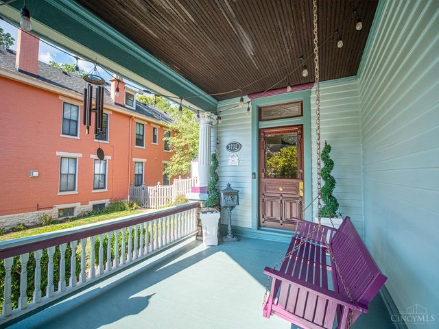 3732 Morris Place, Cincinnati, OH 45226